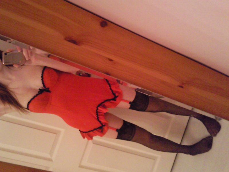 Домашняя возбуждающая эротика от милой девушки